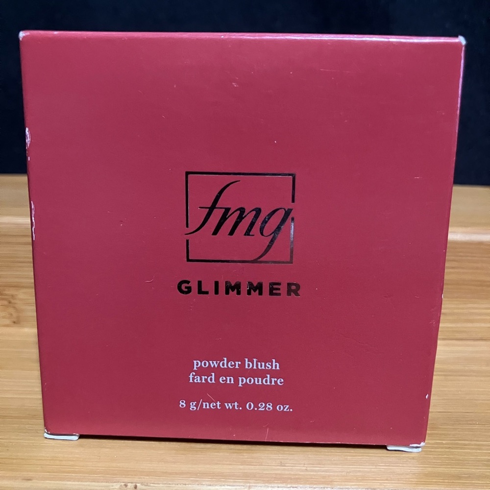 fmg Glimmer Powder Blush